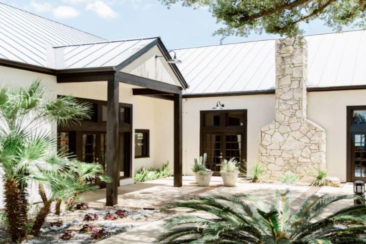 Castroville Hillside Boutique Hotel מראה חיצוני תמונה