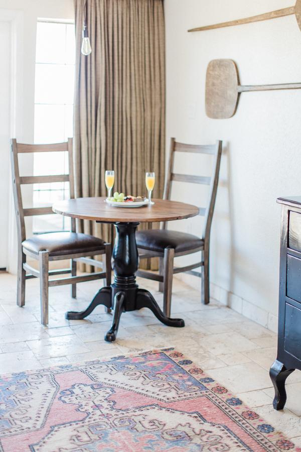 Castroville Hillside Boutique Hotel מראה חיצוני תמונה