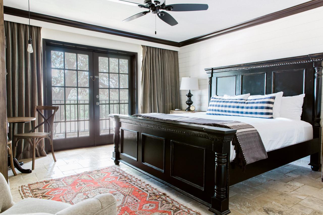 Castroville Hillside Boutique Hotel מראה חיצוני תמונה