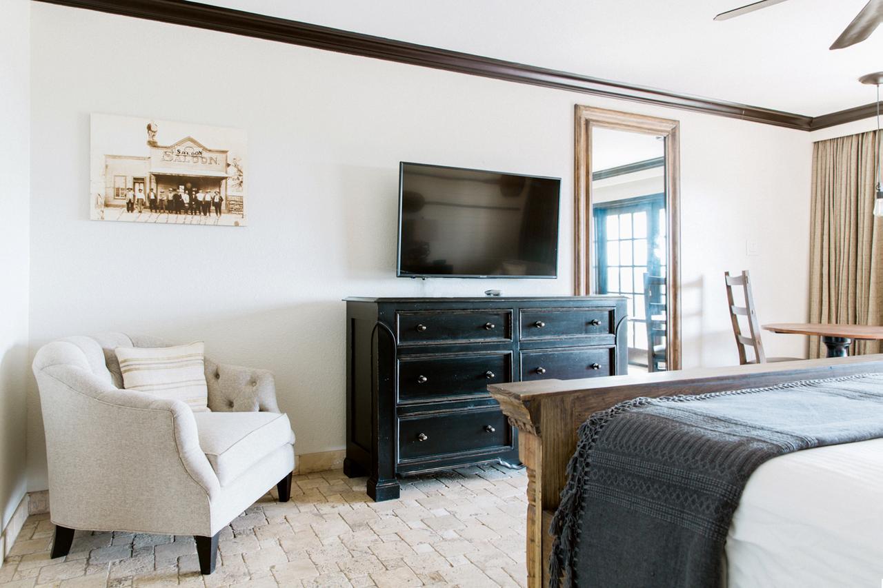 Castroville Hillside Boutique Hotel מראה חיצוני תמונה