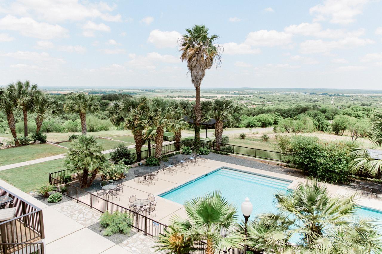 Castroville Hillside Boutique Hotel מראה חיצוני תמונה