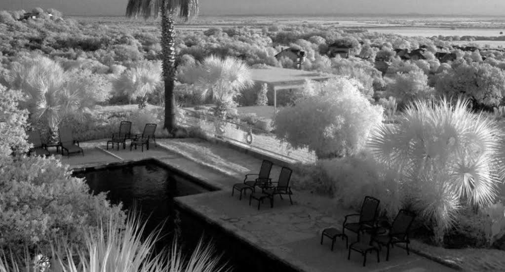 Castroville Hillside Boutique Hotel מראה חיצוני תמונה
